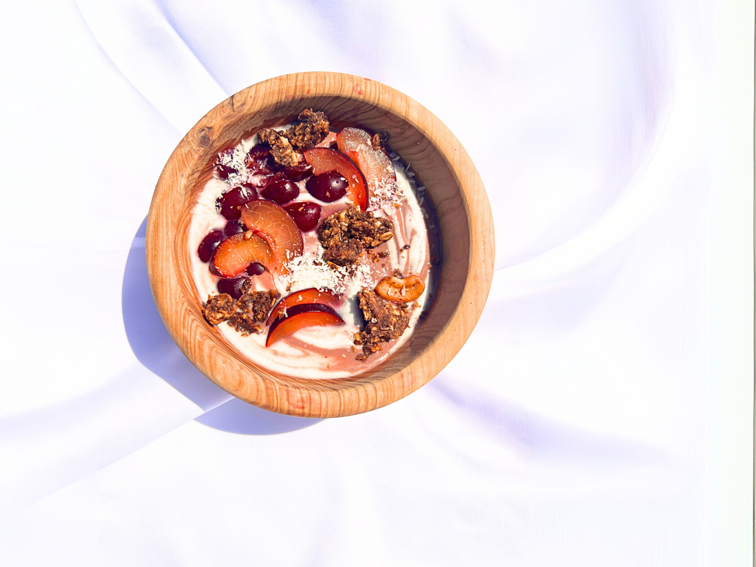 Best Greek Yogurt for Gut Health (+ Toppings Guide)